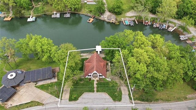 7616 NW Eastside Drive, Weatherby Lake, MO 64152