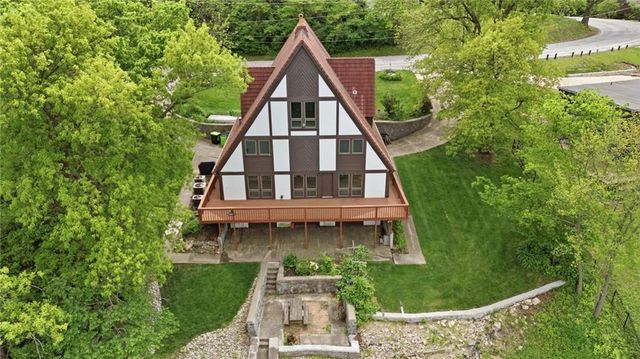 7616 NW Eastside Drive, Weatherby Lake, MO 64152