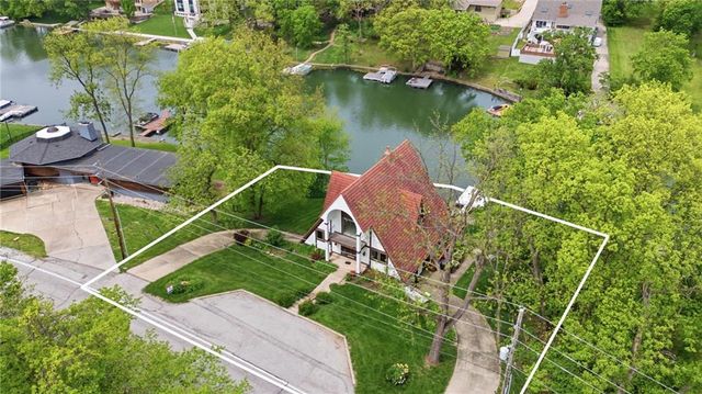 7616 NW Eastside Drive, Weatherby Lake, MO 64152