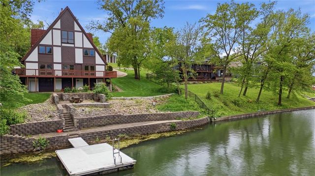 7616 NW Eastside Drive, Weatherby Lake, MO 64152