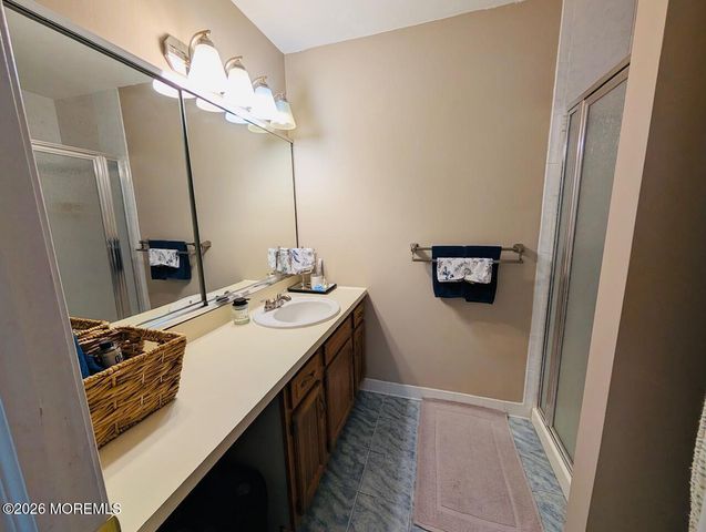 6 Kilmer Court, Freehold, NJ 07728