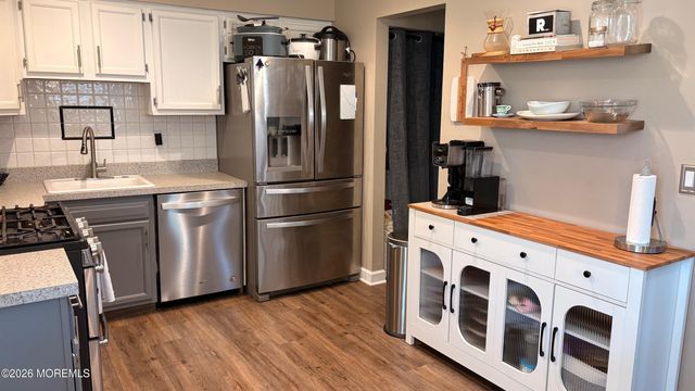 6 Kilmer Court, Freehold, NJ 07728