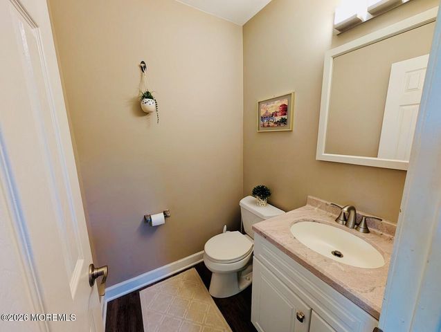 6 Kilmer Court, Freehold, NJ 07728