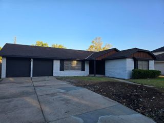 9011 Landsdowne Drive, Houston, TX 77096