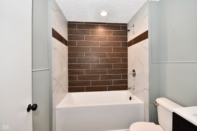 912 W 1st Street, Anderson, IN 46016