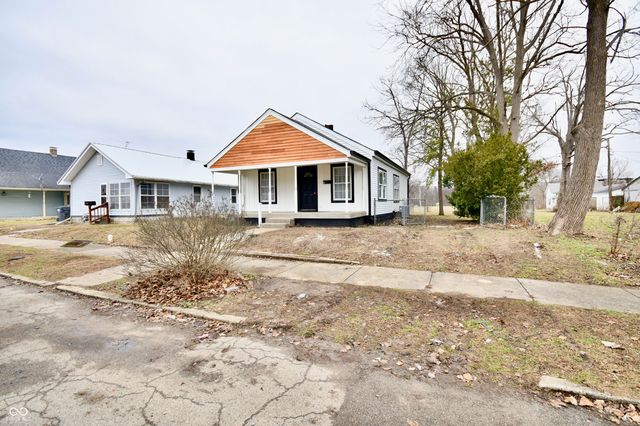 912 W 1st Street, Anderson, IN 46016