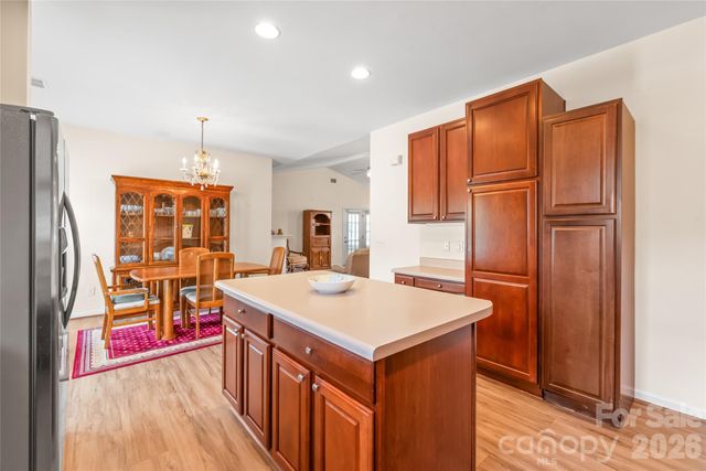 9205 Duckhorn Drive, Charlotte, NC 28277