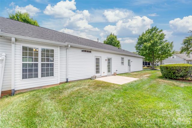 9205 Duckhorn Drive, Charlotte, NC 28277