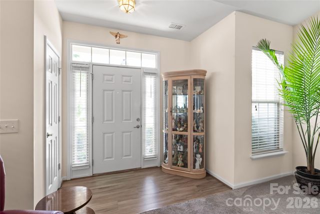 9205 Duckhorn Drive, Charlotte, NC 28277