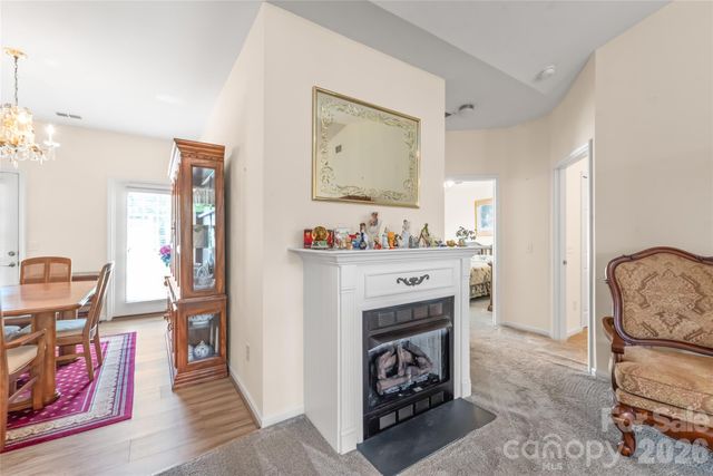 9205 Duckhorn Drive, Charlotte, NC 28277