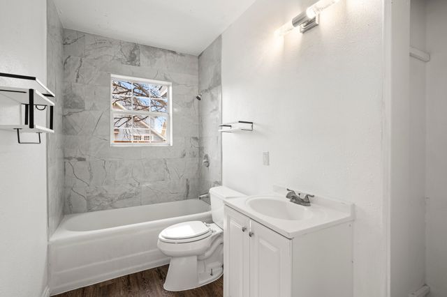 612 W 5th Street, Dallas, TX 75208