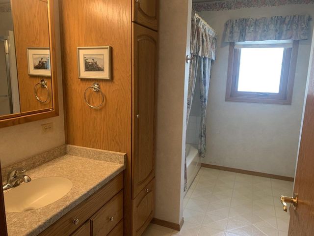 3128 CONCORDIA LANE, Green Bay, WI 54311