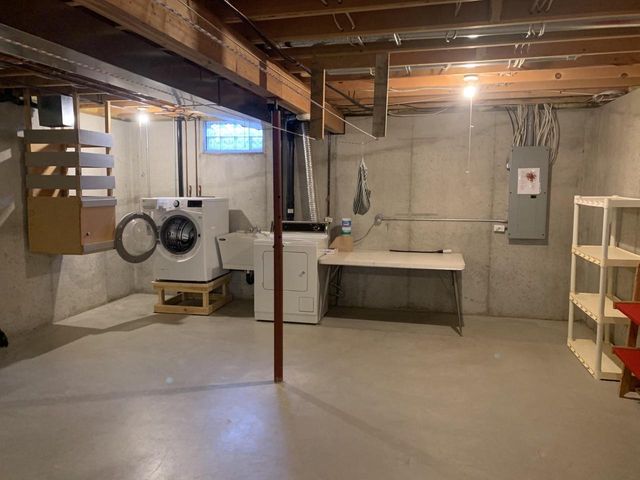 3128 CONCORDIA LANE, Green Bay, WI 54311