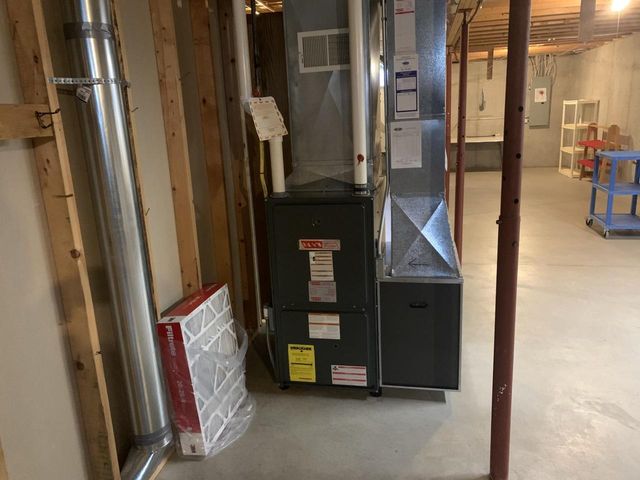 3128 CONCORDIA LANE, Green Bay, WI 54311