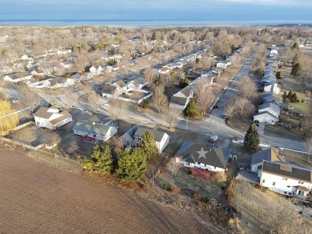 3128 CONCORDIA LANE, Green Bay, WI 54311