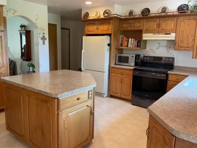 3128 CONCORDIA LANE, Green Bay, WI 54311