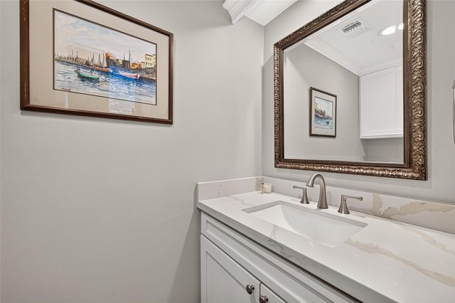 1122 Daria Drive, Houston, TX 77079