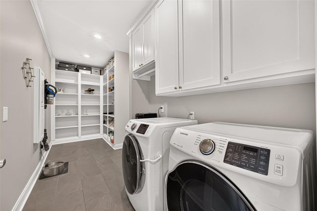 1122 Daria Drive, Houston, TX 77079