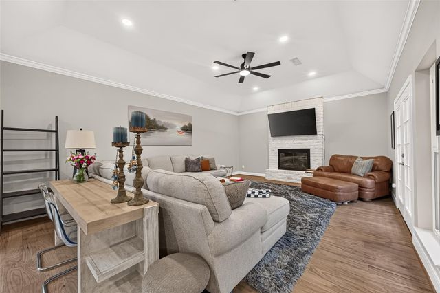 1122 Daria Drive, Houston, TX 77079