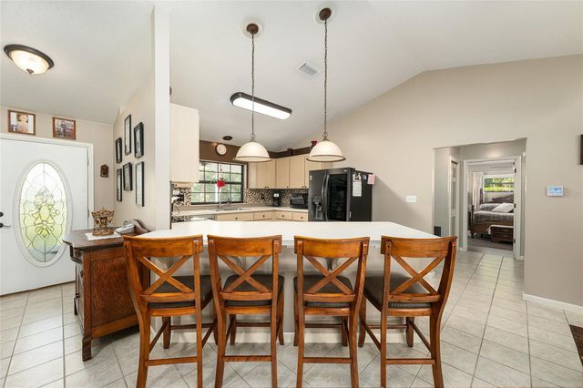 10871 SE COUNTY ROAD 336, Morriston, FL 32668