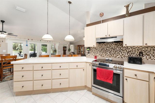 10871 SE COUNTY ROAD 336, Morriston, FL 32668