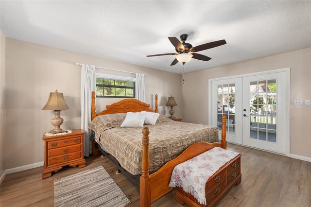 10871 SE COUNTY ROAD 336, Morriston, FL 32668