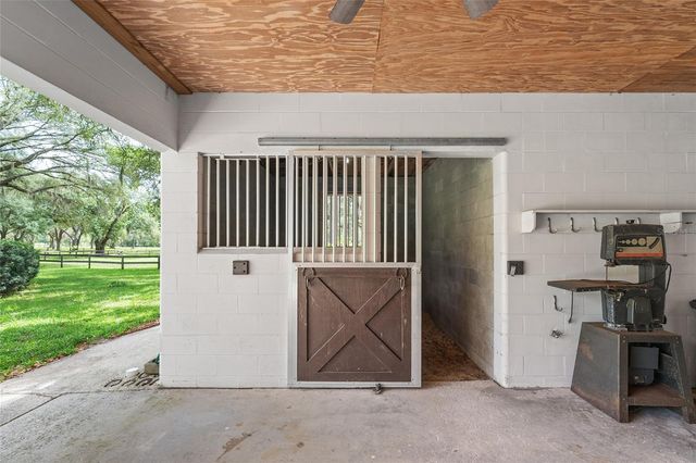 10871 SE COUNTY ROAD 336, Morriston, FL 32668
