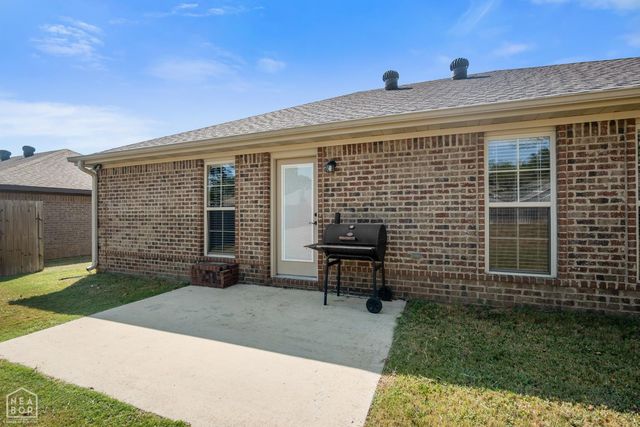 382 Wildwood Point, Jonesboro, AR 72405