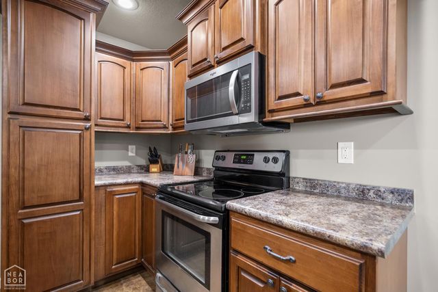 382 Wildwood Point, Jonesboro, AR 72405