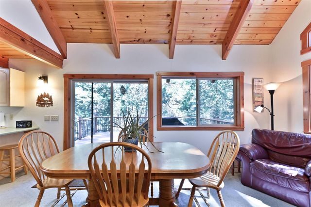 127 Summit Level Rd, Dorrington, CA 95223