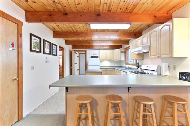 127 Summit Level Rd, Dorrington, CA 95223