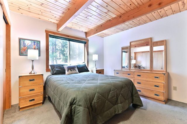 127 Summit Level Rd, Dorrington, CA 95223