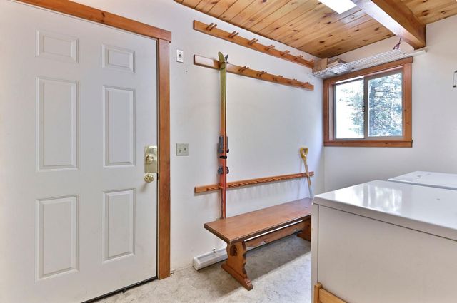 127 Summit Level Rd, Dorrington, CA 95223