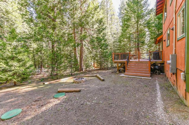 127 Summit Level Rd, Dorrington, CA 95223