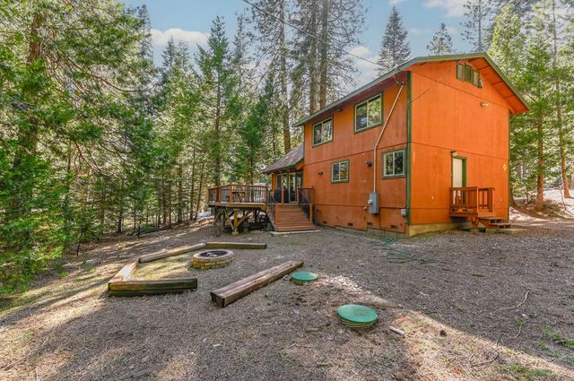 127 Summit Level Rd, Dorrington, CA 95223