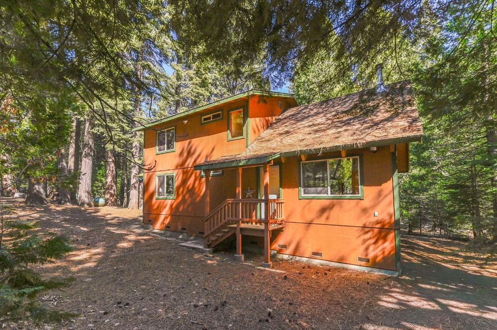 127 Summit Level Rd, Dorrington, CA 95223