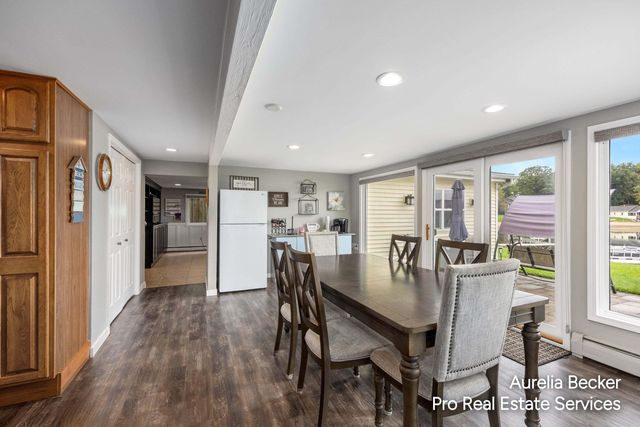 13555 Sunset Shores Drive NE, Cedar Springs, MI 49319