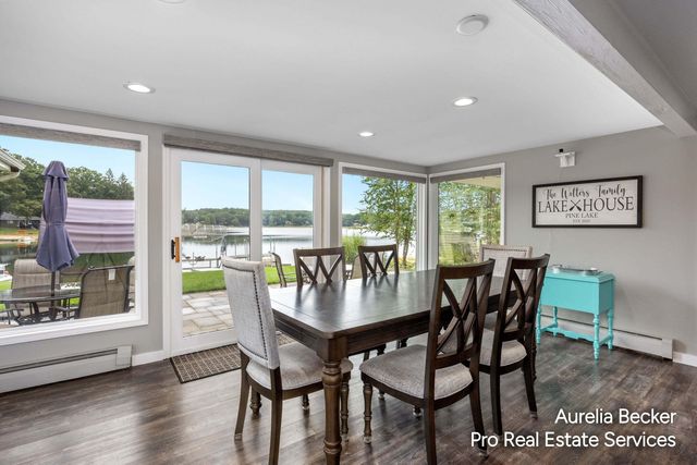 13555 Sunset Shores Drive NE, Cedar Springs, MI 49319