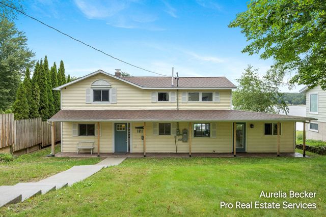 13555 Sunset Shores Drive NE, Cedar Springs, MI 49319