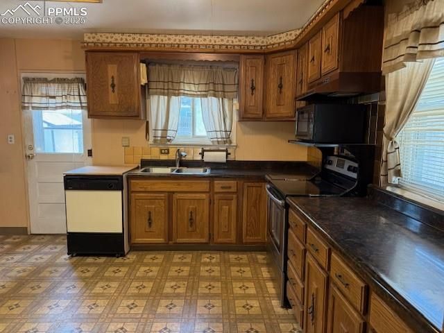 2113 S Corona Avenue, Colorado Springs, CO 80905