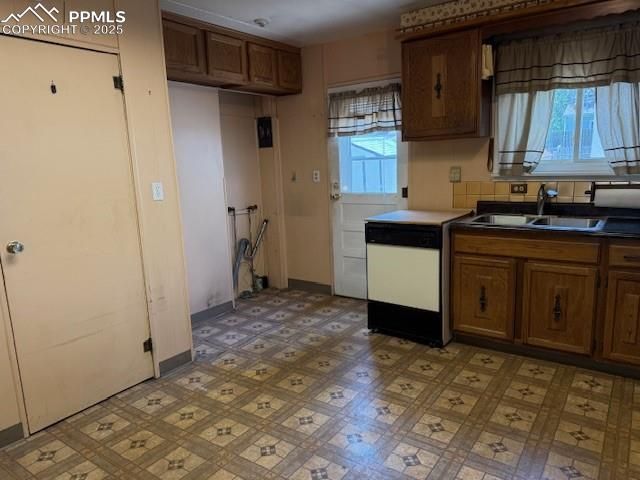 2113 S Corona Avenue, Colorado Springs, CO 80905