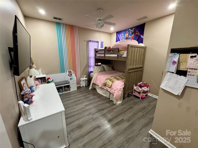 9122 Kestral Ridge Drive, Charlotte, NC 28269