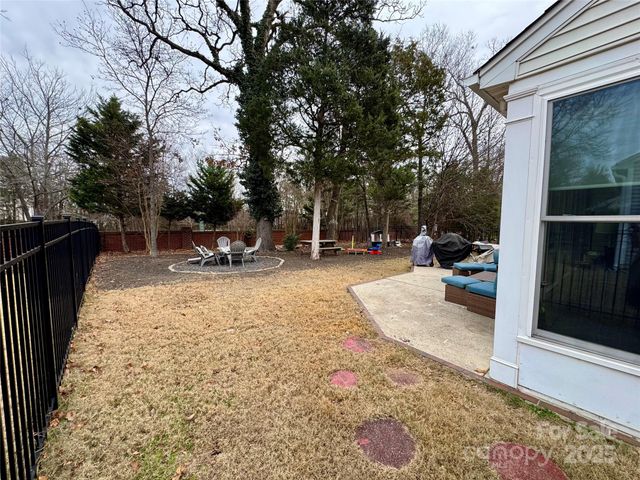 9122 Kestral Ridge Drive, Charlotte, NC 28269