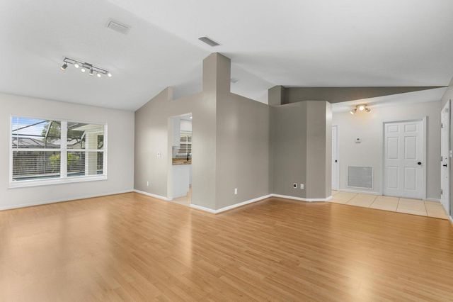 4605 NW Gastonia Street, Port St Lucie, FL 34983