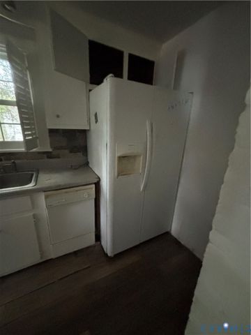 14 W Magruder St, Sandston, VA 23150