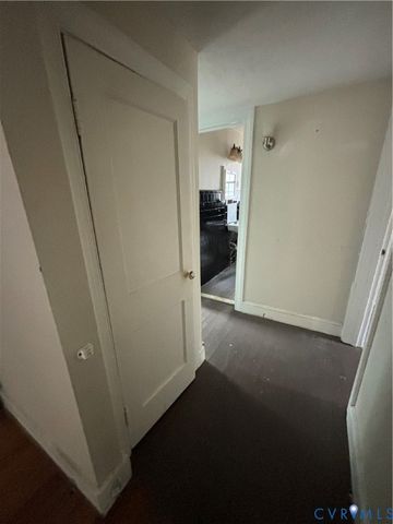 14 W Magruder St, Sandston, VA 23150