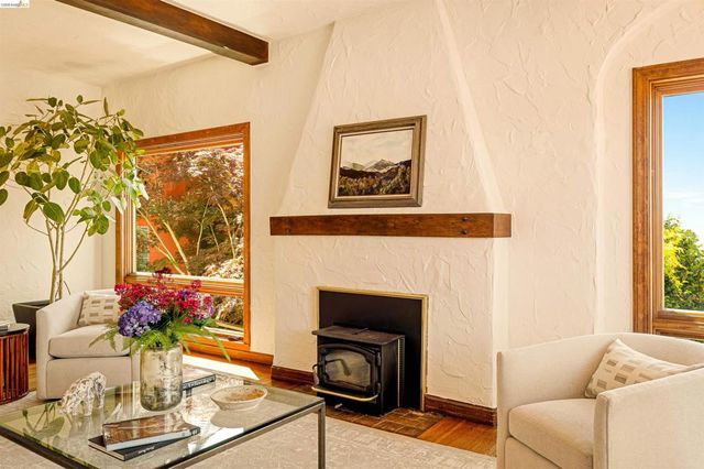 64 Colorado Ave, Berkeley, CA 94707