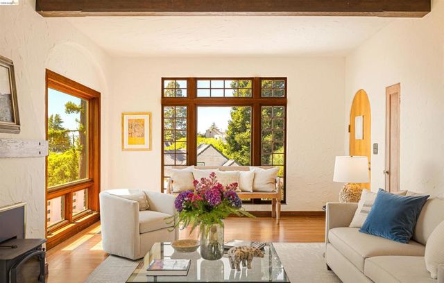 64 Colorado Ave, Berkeley, CA 94707