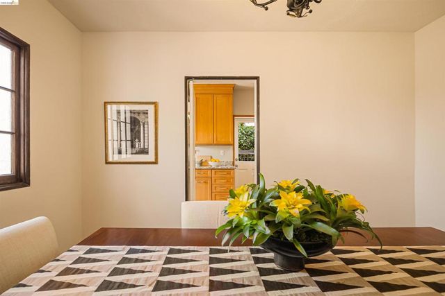 64 Colorado Ave, Berkeley, CA 94707