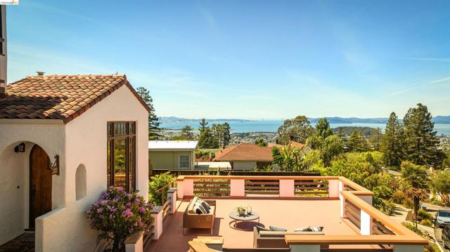 64 Colorado Ave, Berkeley, CA 94707
